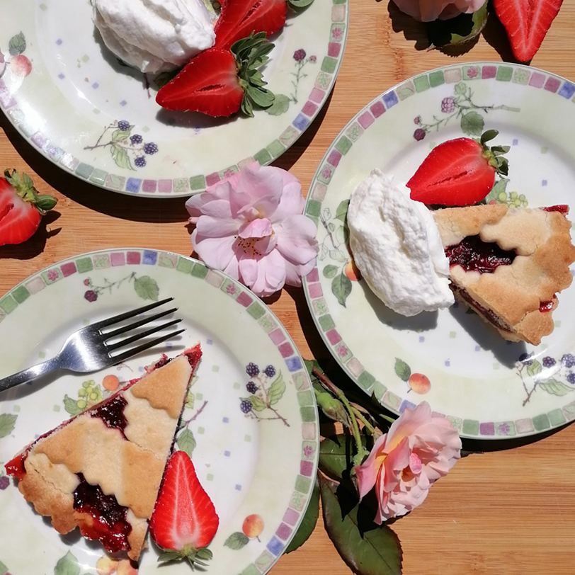 Strawberry Tart con panna montata